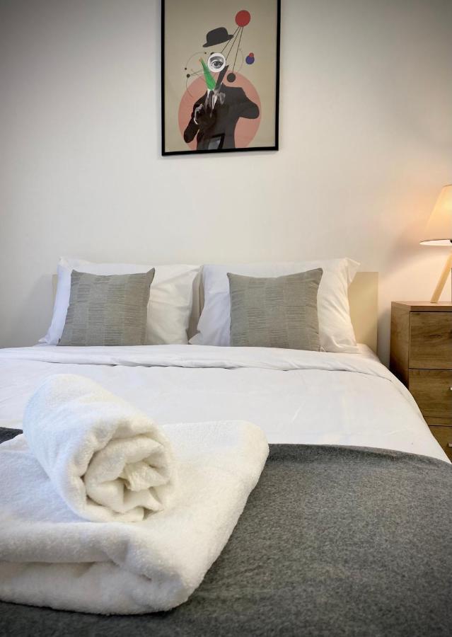 Modern For 4 Persons With Fast Wi-fi