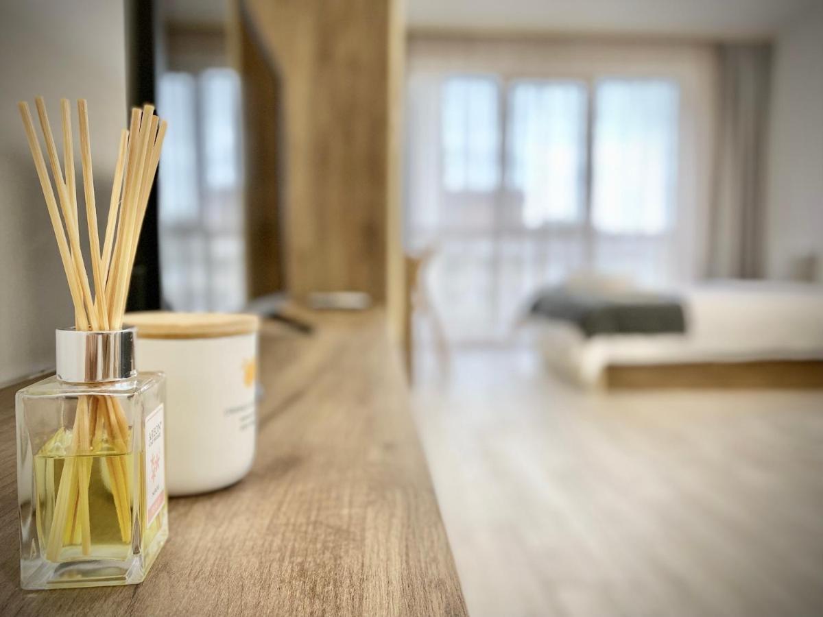 Modern For 4 Persons With Fast Wi-fi Apartment